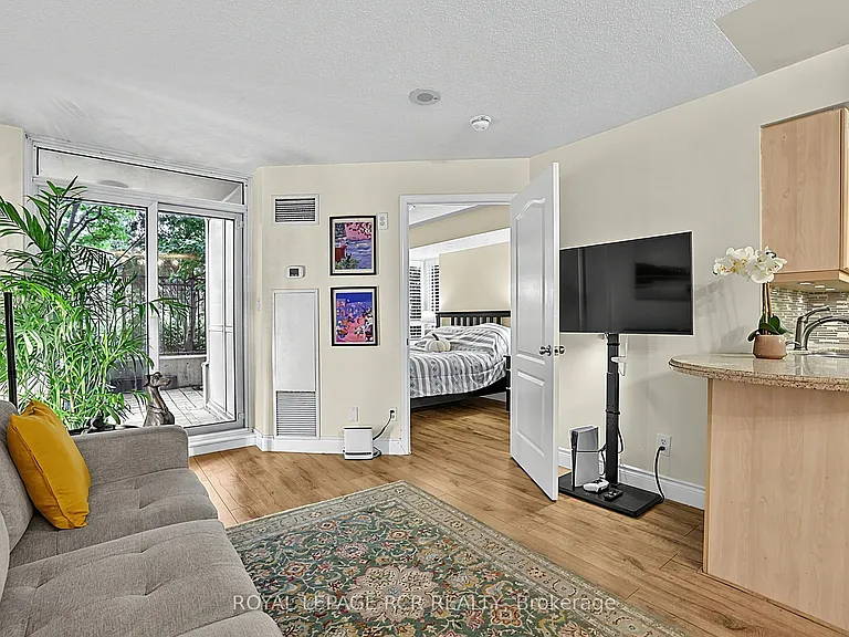 1 Rean Dr #113 — Photo 16