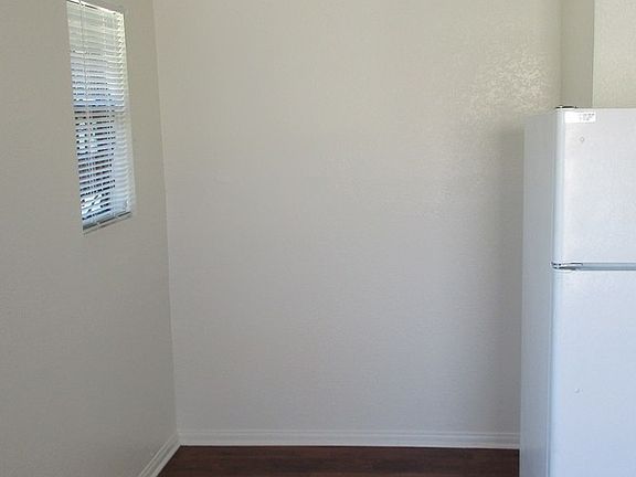 3rd image of 411 Anacapa St APT 6