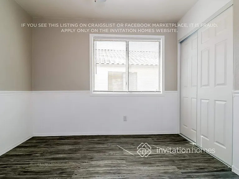 15901 W Elm St — Photo 8