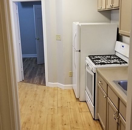 2nd image of 535 Stryker Ave