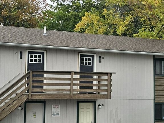 3rd image of 1601 S 3rd St W APT D