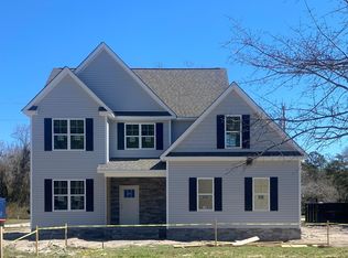 126 Beagle Dr, Hubert, NC 28539