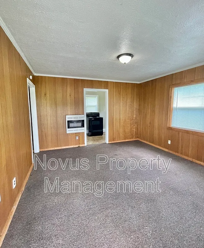 2 bed, 1.0 bath, 700 sqft, $875 — Photo 3