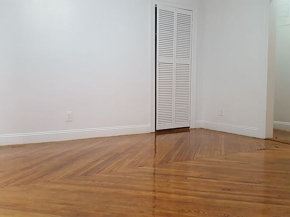 4th image of 647 W 172nd St APT 51