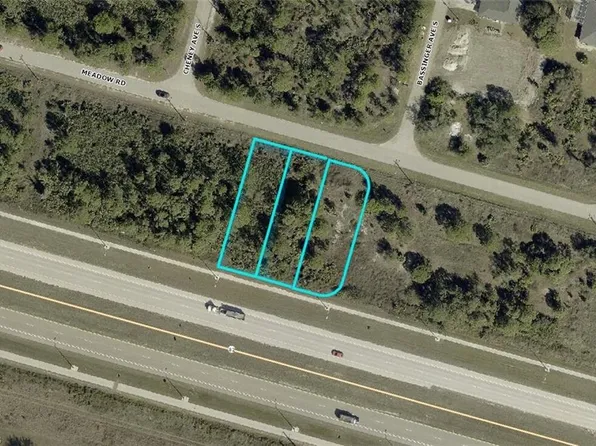 2876 Meadow RD, LEHIGH ACRES, FL 33974