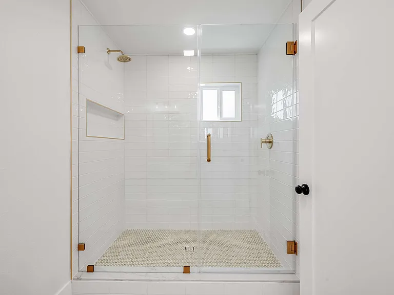 4342 Arabella St — Photo 21