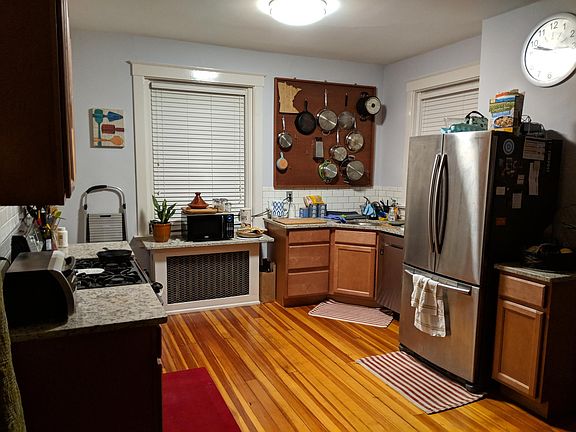 4th image of 1563 Pullan Ave APT 2