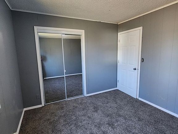3rd image of 905 Vinewood Ln #6