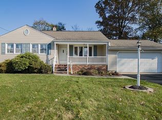 317 Fairlamb Ave, South Plainfield, NJ 07080