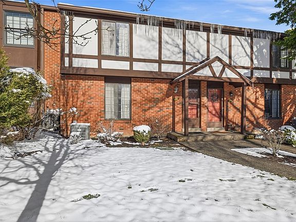 3rd image of 612 Sewickley Heights Dr