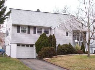 65 Mason St, Metuchen, NJ 08840