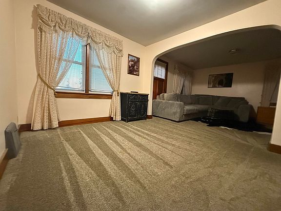 5th image of 2848 Scott Blvd
