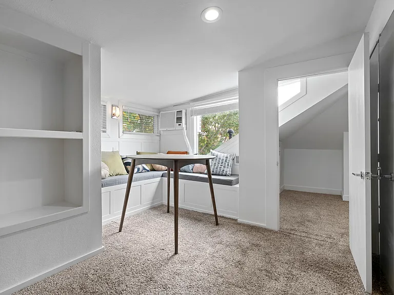 5800 Oram St #5800 — Photo 42
