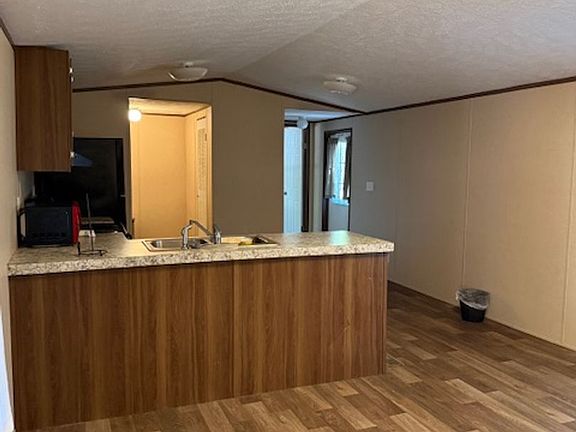 3rd image of 187 Marsh Oaks Dr