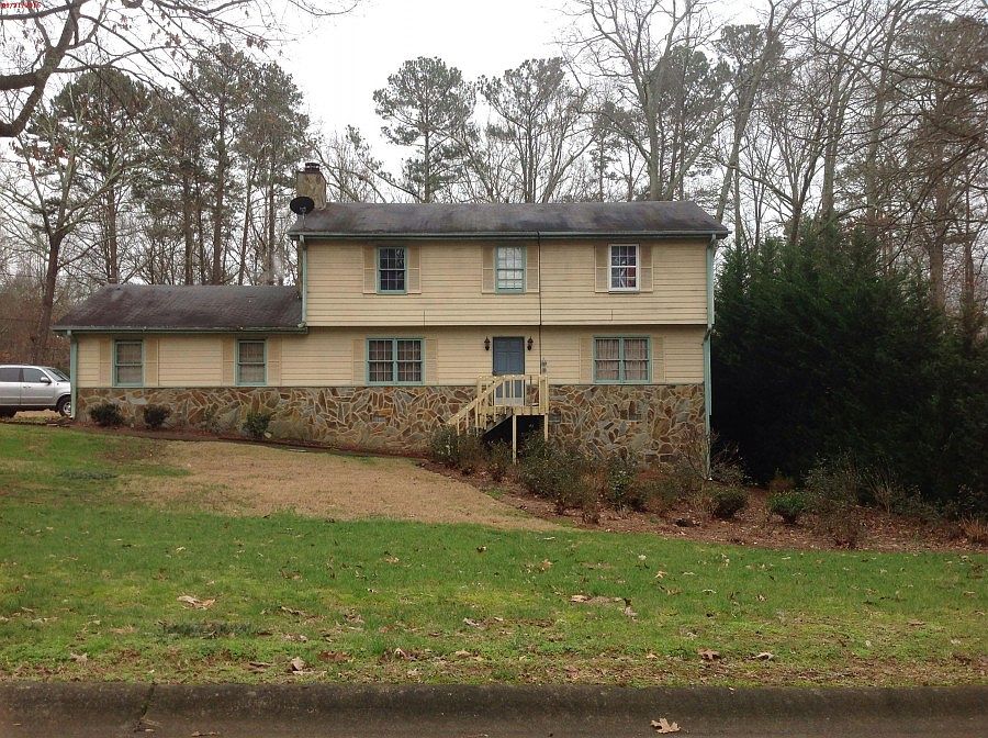 1st image of 477 Stokesay Dr