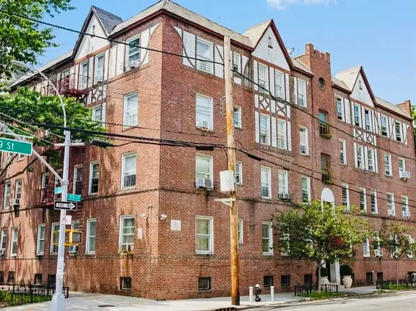 98-15 34th Ave #4A, Corona, NY 11368