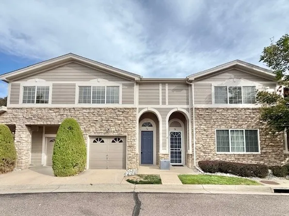 4221 S Blackhawk Cir, Aurora, CO