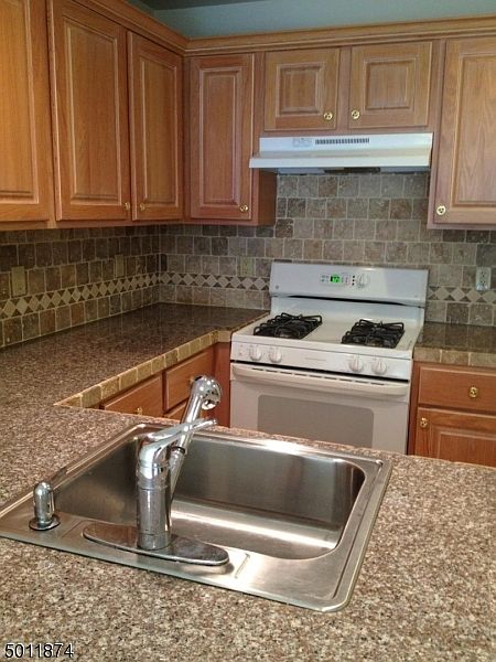 1st image of 506 Millburn Ave #3
