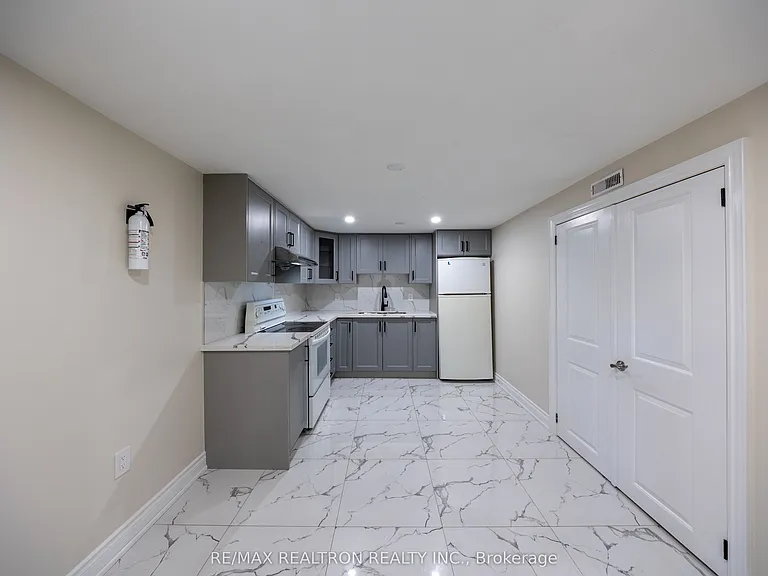 153 Centennial Rd #1 — Photo 2
