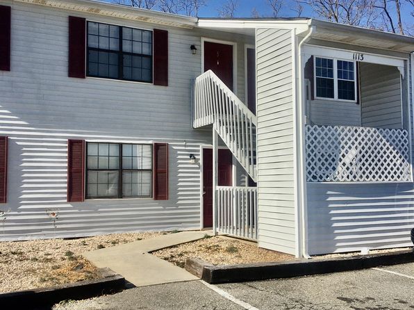 1113 Homestead Garden Ct APT 3