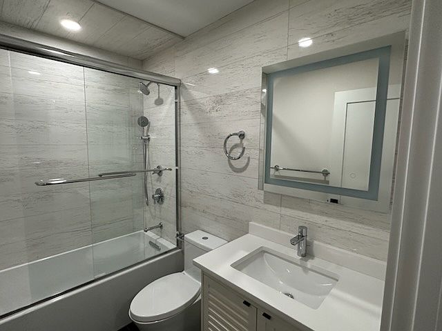 1st image of 537 Newbury St #A