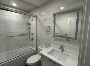 537 Newbury St #A, Boston, MA 02215