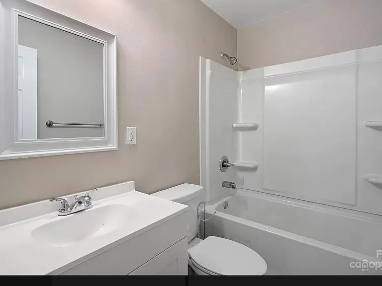1032 Rodey Ave — Photo 10