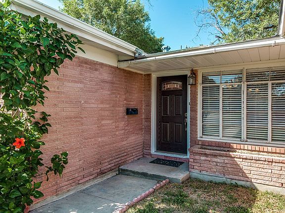 4th image of 623 Shadywood Ln