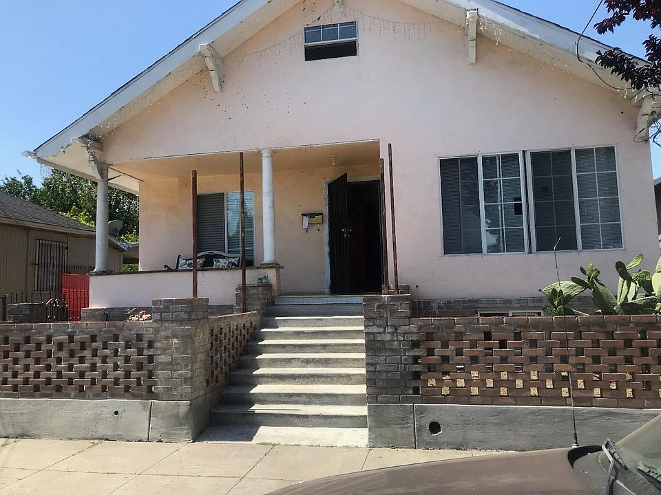 1st image of 1135 Plum St