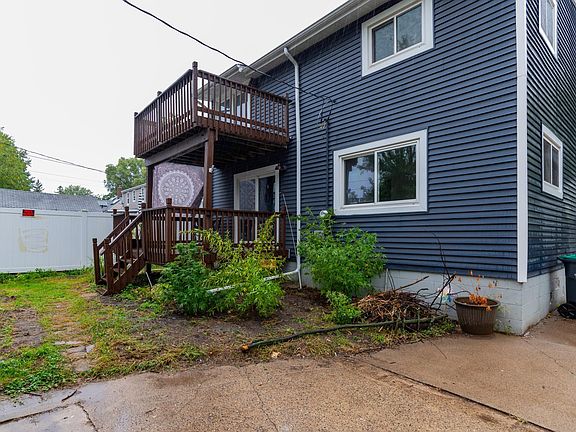 4th image of 772 Iowa Ave W