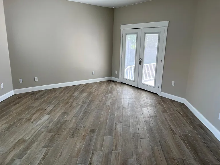 2044 Sherman Rd — Photo 17
