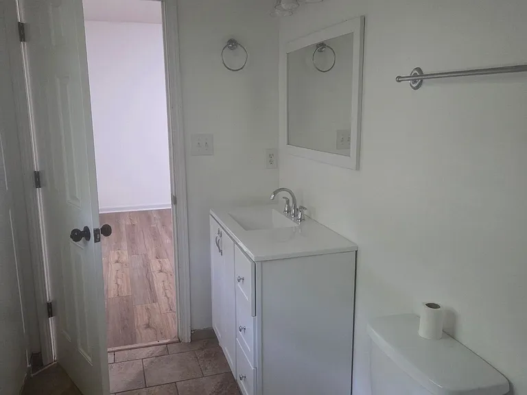 2824 Delrose Dr — Photo 18