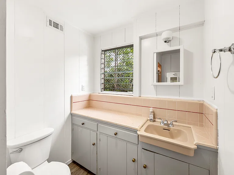 1400 Frances Ave #A — Photo 16