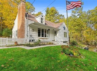 569 Hill Farm Rd, Coventry, RI 02816