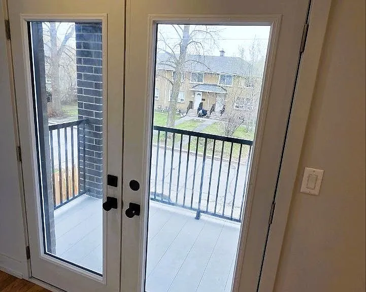 1252 Trenton Ave #B — Photo 6