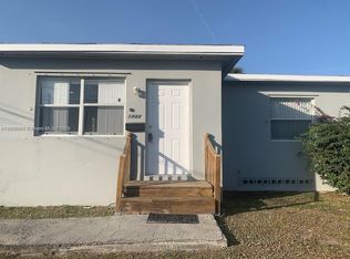 1444 W 28th St, Riviera Beach, FL 33404