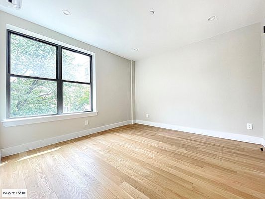 1st image of 2771 Reservoir Ave #2R