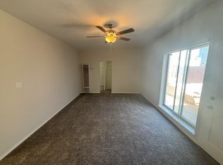 151 Granada Ave #B, Long Beach, CA 90803