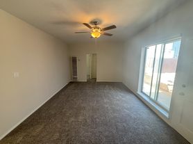 151 Granada Ave, Long Beach, CA