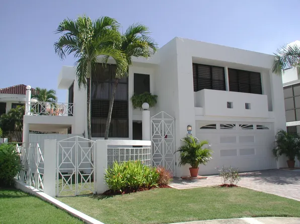 12 Calle Costa Del Sol, Dorado, PR 00646