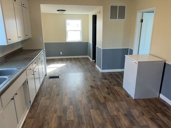 4th image of 1411 Hazel Ave