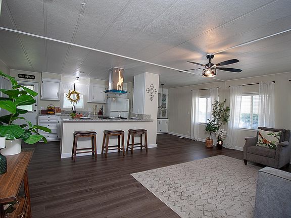 3rd image of 221 W Herndon Ave Space 113