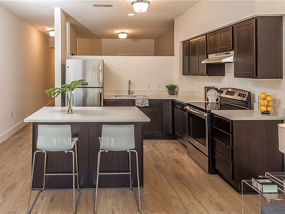 3rd image of 300 Columbus Ave APT 2F