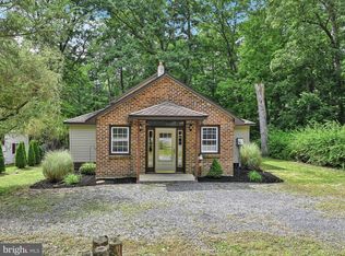 111 2nd St, Fredericksburg, PA 17026