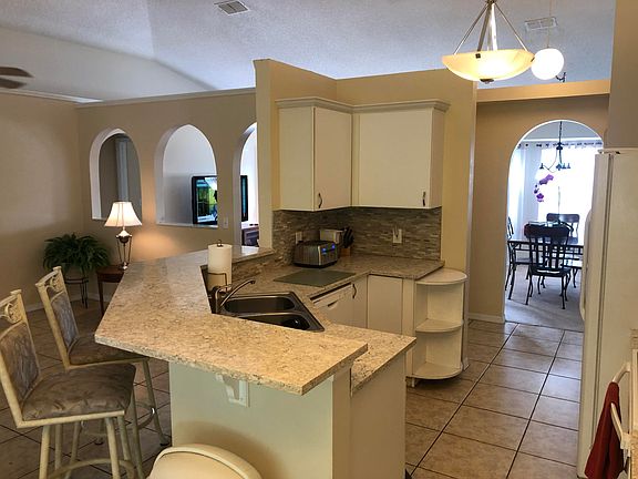 Home For Sale In Port Saint Lucie