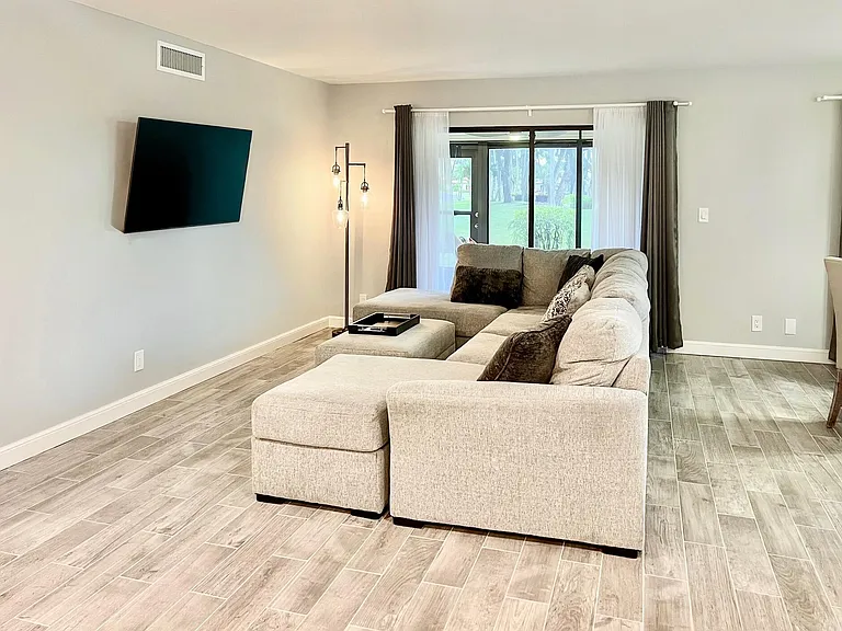 10615 Ocean Palm Way #102 — Photo 22