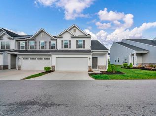 3466 Magnolia Ln, Uniontown, OH 44685