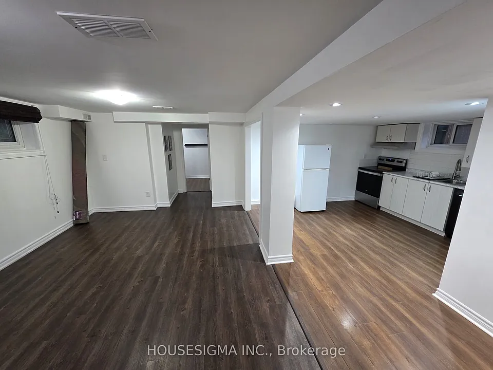 30 Silvercrest Ave #BASEMENT