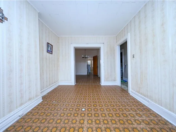 6821 16th Avenue image 14 of 29