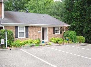 2917 Burke Place Ct, Winston Salem, NC 27103